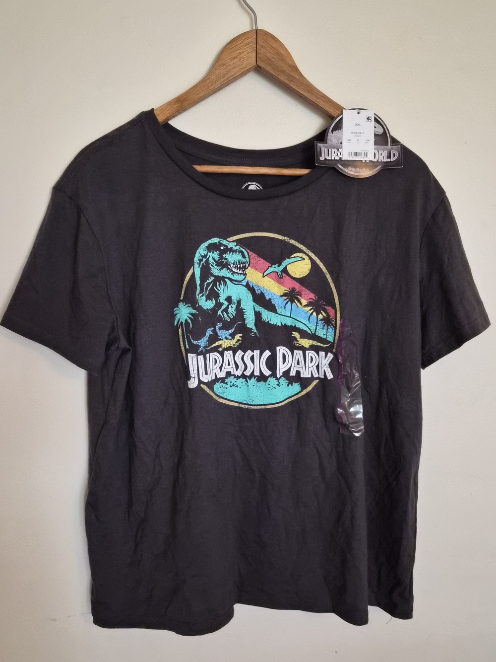 Official Jurassic Park Graphic T-shirt NWT
